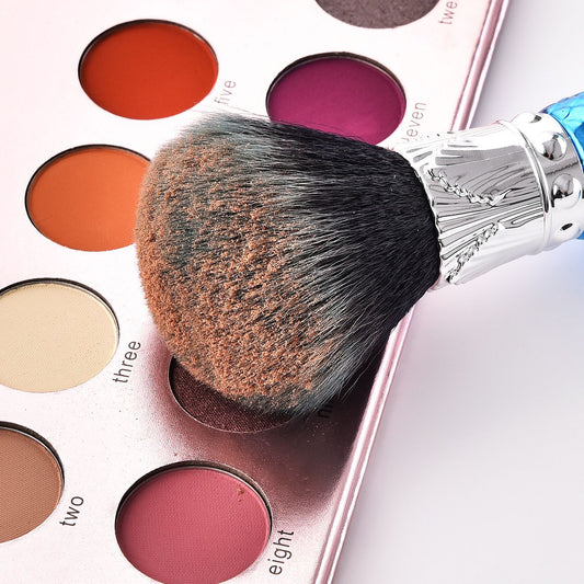 Single makeup brush makeup tool blue